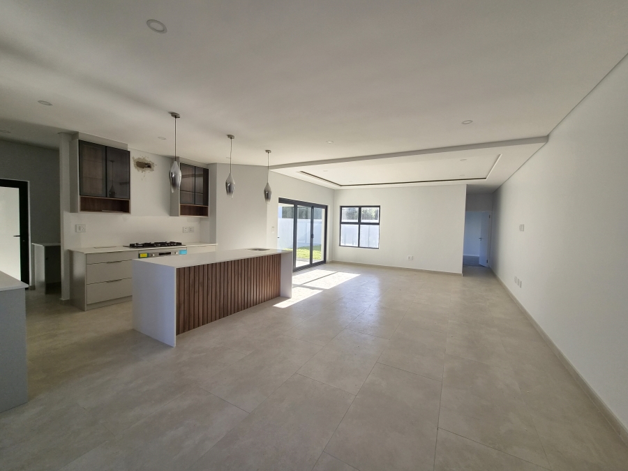 4 Bedroom Property for Sale in Sandown Western Cape